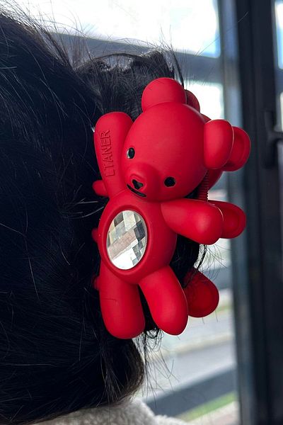 TAKIŞTIR Red Color Teddy Bear Figured Stone Detailed Latch Buckle