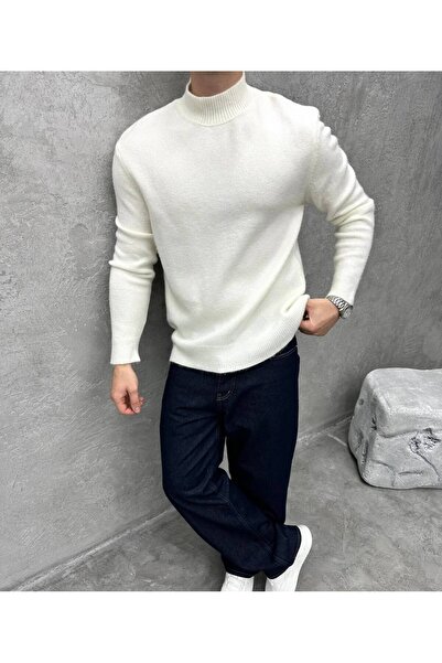 Thebomb Woolen Textured High-Rise Sweater