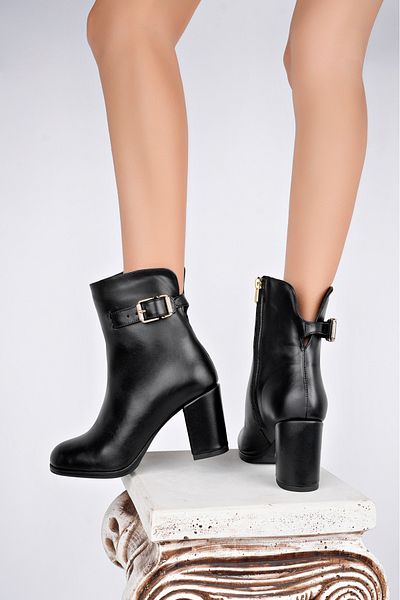 NOSEY SHOES MODEL TINA PIELE VERITĂ CU CATARAMĂ FERMOARE LATERALE CIZME LUNGI CU TAC GROZ