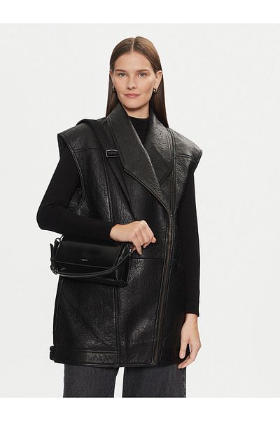 Calvin Klein Shiny Leather Black Shoulder Bag - Adjustable Strap and Internal Inner Pocket K60K 612885 -Beh