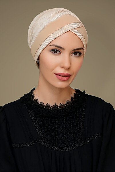 HÜRREM BONE Bej Pratik Hazır Geçmeli Tesettür Bone Fukuro Piliseli Tek Bantlı Çapraz Büzgülü 1821_12