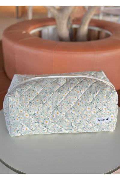 Batekso White Daisy Patterned Travel Bag - Mega Size