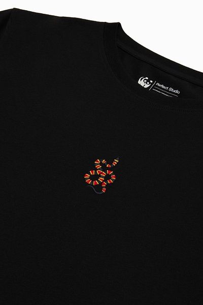 WWF Market Μαύρο ελαφρύ μπλουζάκι Coral Snake
