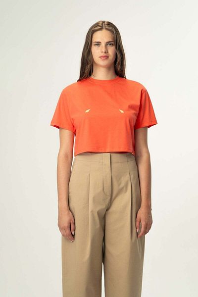 WWF Market Sea Shells Light-Weight Crop T-Shirt - Pomegranate Flower