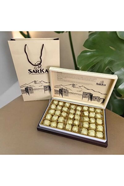 SARKA Hediyelik Özel Kutu Sütlü Madlen Çikolata