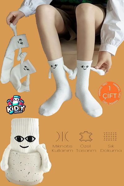 kidy Holding Hands Magnetized Kanka Sports Socks White 1 Pair