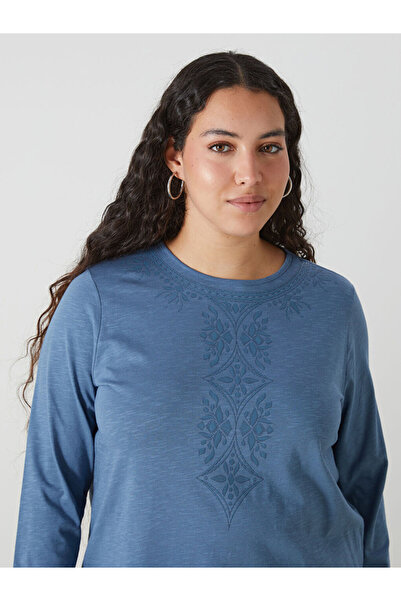 LC Waikiki LCW Bisiklet Yaka Nakışlı Kadın Bluz