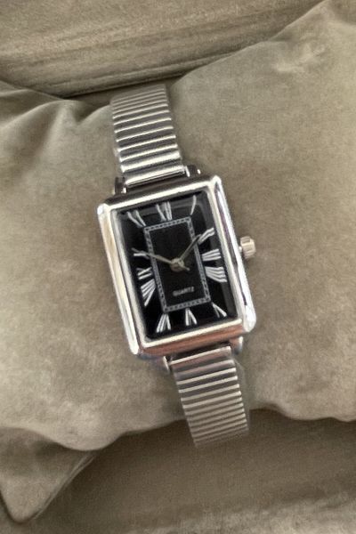 Leerybee Women's Steel Vintage Women's Wristwatch Ns-1