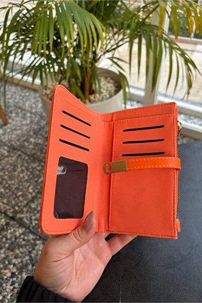 Yuka Atelier Textured Design Faux Leather Wallet