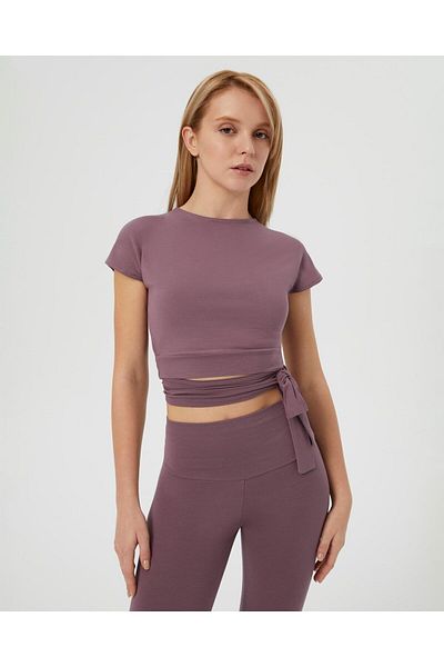 Ayma Active Lilac Back Low-cut Drape Detailed Crop Short Sleeve Blouse