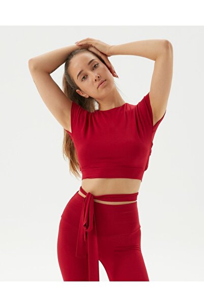 Ayma Active Red Back Low-Cut Drape Detail Crop Short Sleeve Blouse