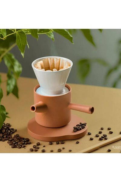 HIC وعاء قهوة سيراميك مع غطاء سيليكون لون بني