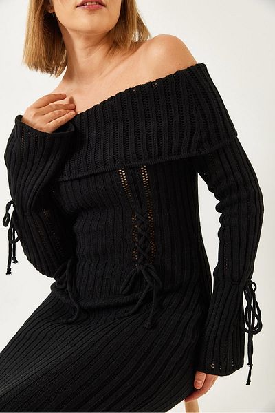 Bianco Lucci Γυναικείο πλεκτό φόρεμα με γιακά Madonna με λεπτομέρειες 60261220