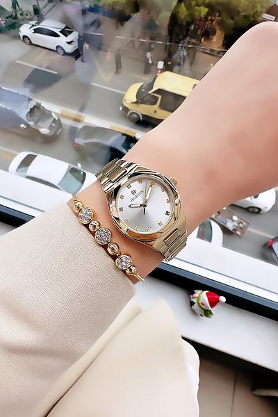 Homies Women's Wrist Watch - 3 Atm Waterproof, Gold Color, Steel Band & Bracelet Hmb3004C1
