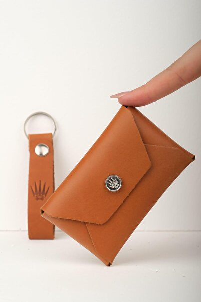 WATCHOFROYAL Genuine Leather Buttero Floral Gift Set - Natural Wallet and Keychain