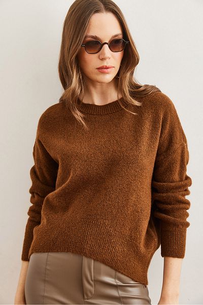 Olalook Women's Bitter Brown Bottom Oval Crew Neck Basic Knitwear Pullover KZK- 19000914