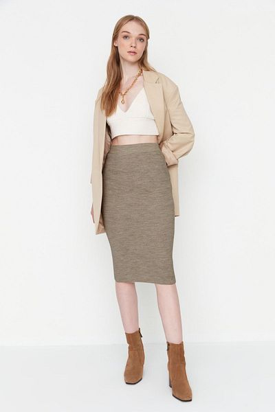 Trendyol Collection Beiger Midi-Bleistift-Strickrock TWOAW20DU0006