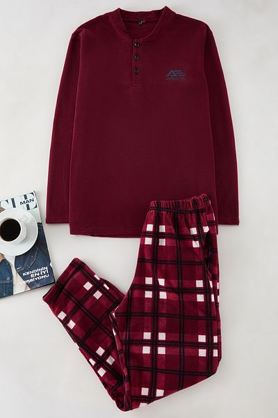 Trendyol Collection Burgunderfarbenes, kariertes, weich strukturiertes Pyjama-Set – TMNAW25PT00057