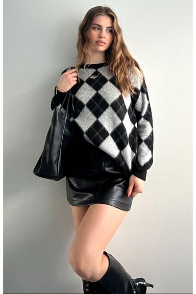 fujya Pulover din tricotaje cu model diamant