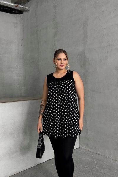 Stil Diva Bluză cu pliuri cu buline, cu mâneci zero, cu decolteu 302250