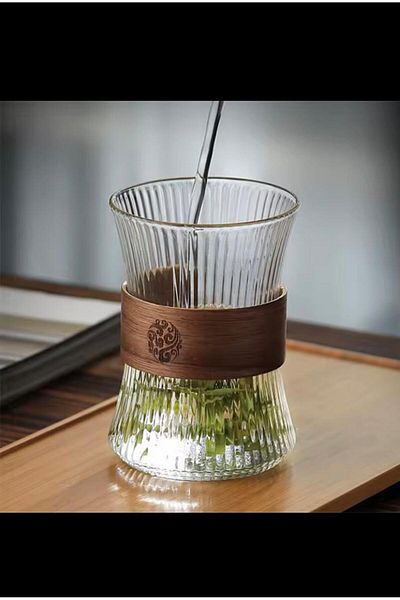 Enyaza Home 400 ml Borasilicate Wood Detailed Origami Shaped Coffee and Presentation Glass 1 Piece