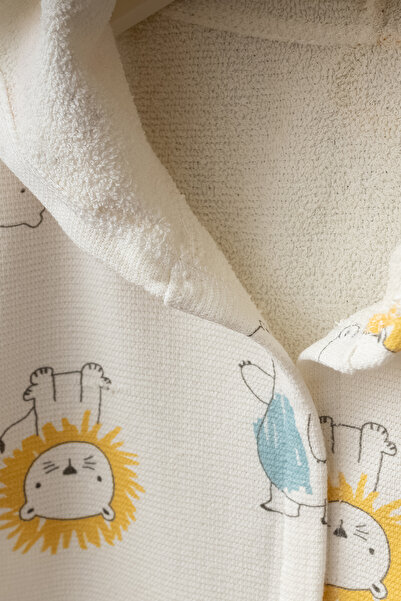 Bebitof 0-1 Years Old Baby Girl and Boy Bathrobe - Hooded and Cotton