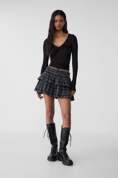 Stradivarius T-Shirt with Knots on the Collar