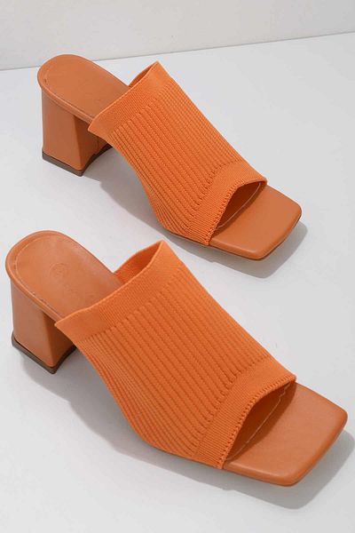Bambi Orangefarbene Damen-Hausschuhe K04503400082