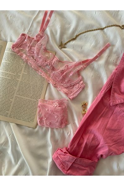 İNKO İÇ GİYİM Set de sutien din tul cu sârmă florală (tanga sutien)