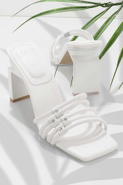 Bambi Papuci albi pentru femei - K 04840804009