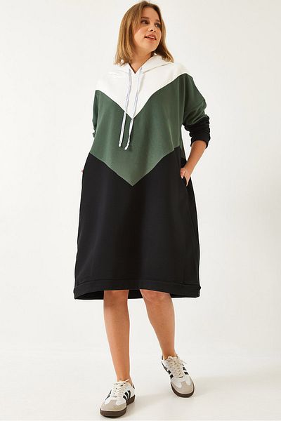 Bianco Lucci Women's V Pattern Color Block Hooded Dress 60351327