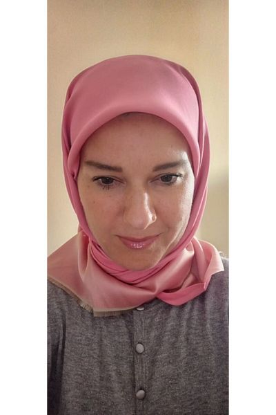 İskeçe Exclusive Pink Sparkling Scarf in Custom Box