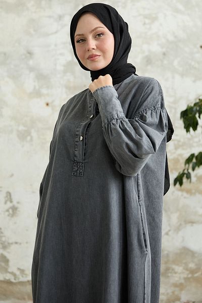 InStyle فستان من الدنيم باللون الرمادي - أساور وأزرار