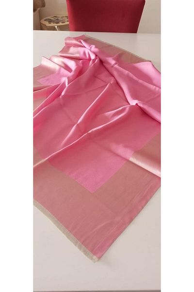 İskeçe Exclusive Pink Sparkling Scarf in Custom Box