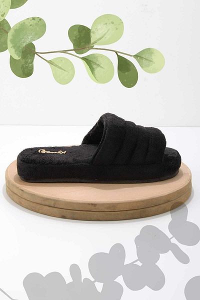 Bambi Γυναικείες παντόφλες σπιτιών Black Fur K04988000197