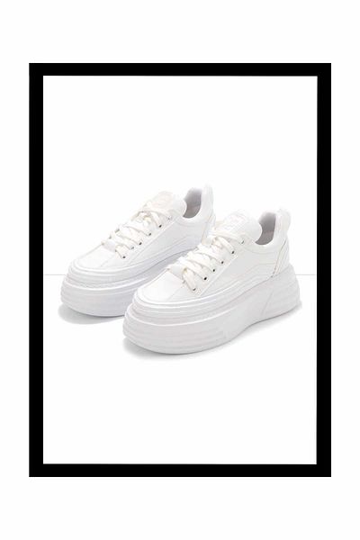Bambi Women's White Sneakers K01703027109