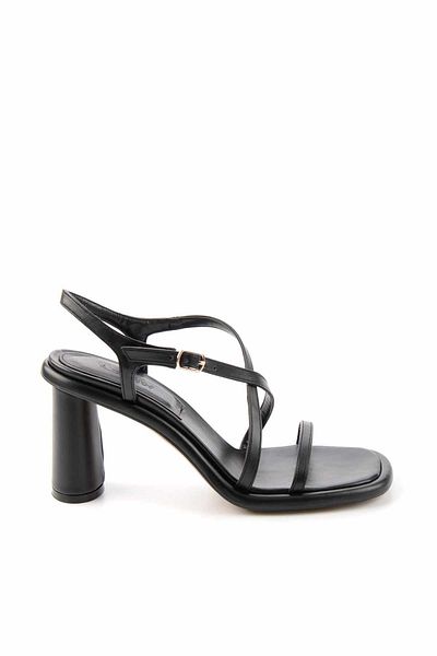 Bambi Black Women's Classic Heeled Shoes K05209410009