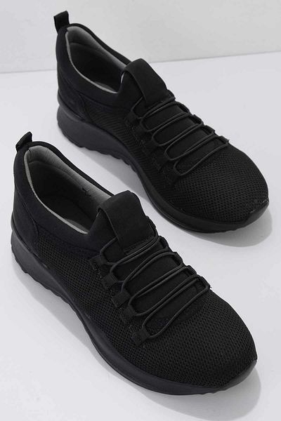 Bambi Women's Black Sneaker K 01586060617