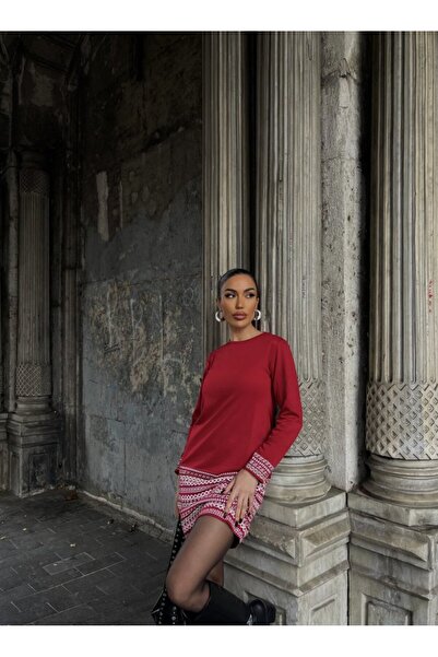 buğrahayalin Women's Long Sleeve Crew Neck Printed Two Thread Dress at Cuff and Hem