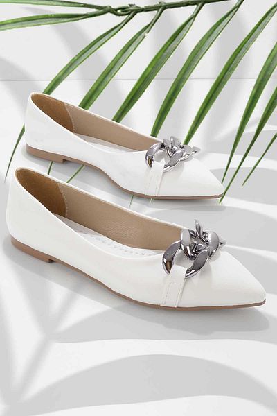 Bambi White Women's Ballerina Flats01688170409