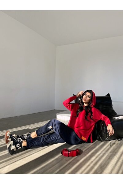 Modayakamoz Women's Red Hooded Double Suit with Hem Detail and Reverse Stitching