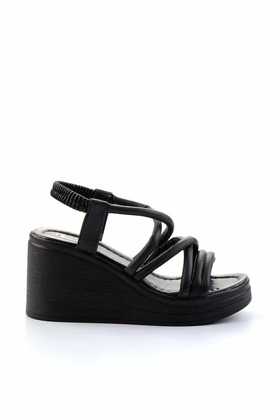 Bambi Women's Black Sandals K05823023709