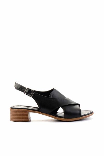 Bambi Black Leather Women's Classic Heeled Shoes K05290032503