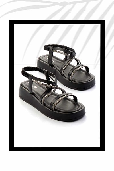 Bambi Women's Black Sandals K05156080409