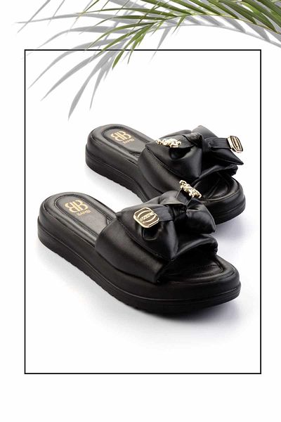 Bambi Women's Black Slippers K04319540309