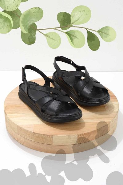 Bambi Black Leather Women's Sandals K05827153003