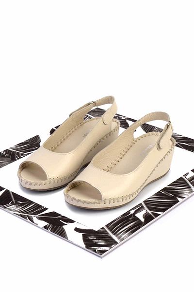 Bambi Beige Leder Damen Gefüllte Absatzschuhe K05717250403