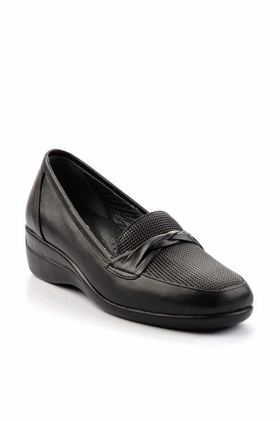 Bambi Schwarze Damenschuhe mit Keilabsatz aus echtem Leder K 01531123603