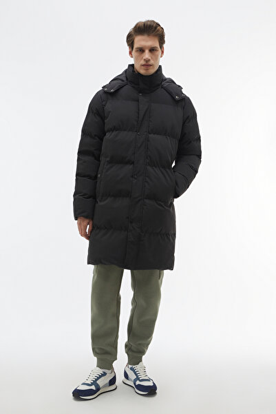Mudo Thick Coat with Hood