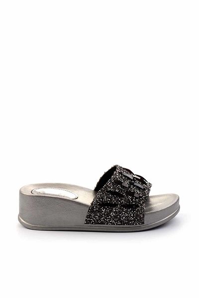Bambi Platinum Stone Detailed Women's Slippers - K04784160387